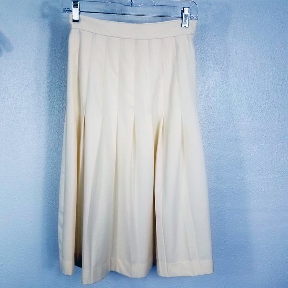 Lord & Taylor Dresses & Skirts - Lord & Taylor Women's White Cream Ivory Pleated Wool Skirt